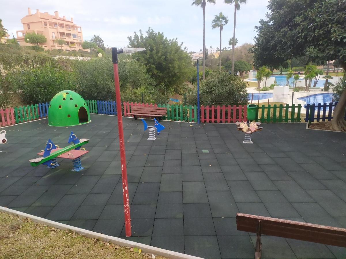Playa Marina Club Pretty House Apartment Malaga Bagian luar foto